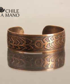 Pulsera de cobre con grabado